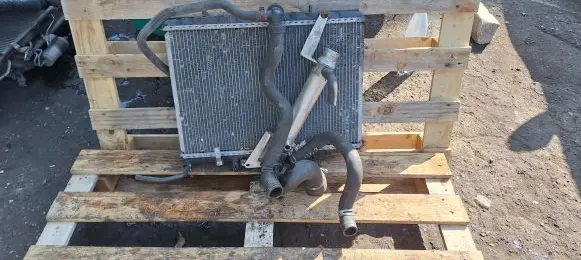 Peugeot 607 Coolant radiator