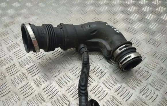 Ford C-MAX II Intercooler hose/pipe