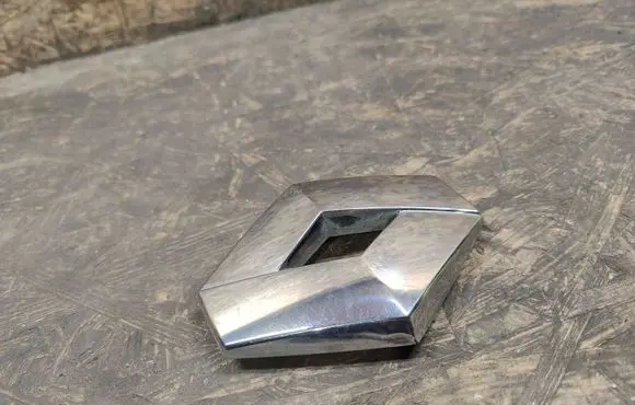 Renault Koleos I Manufacturers badge/model letters 90890JY00A