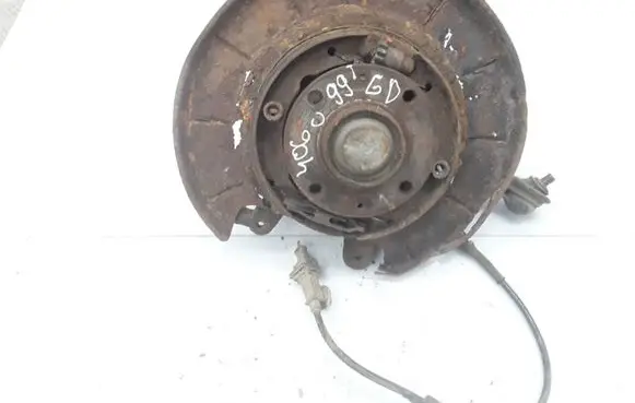 Peugeot 406 Rear wheel hub spindle/knuckle 