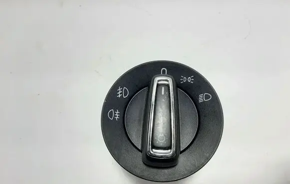 Skoda Superb B8 (3V) Light switch 3V0941431A