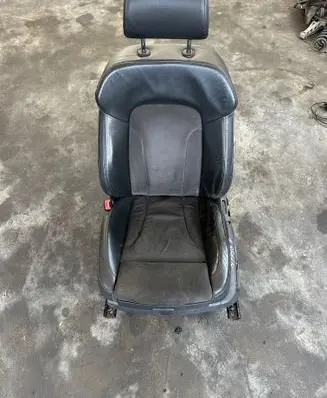 Audi Q7 4L Front driver seat 