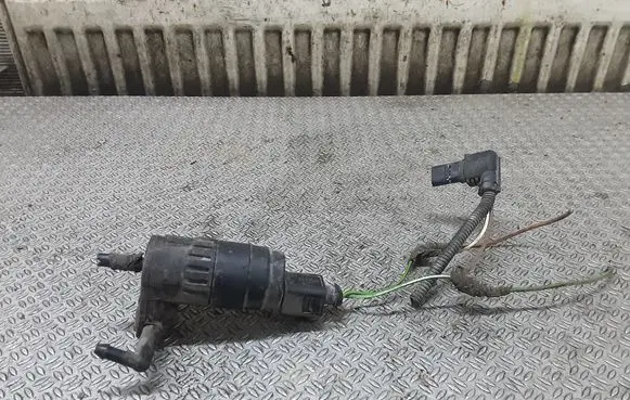 Windscreen/windshield washer pump