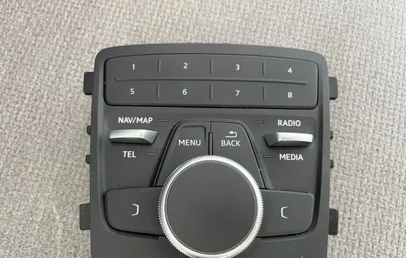 Audi Q5 SQ5 FY Head unit multimedia control 80A919614A AMXAM116 1700010182