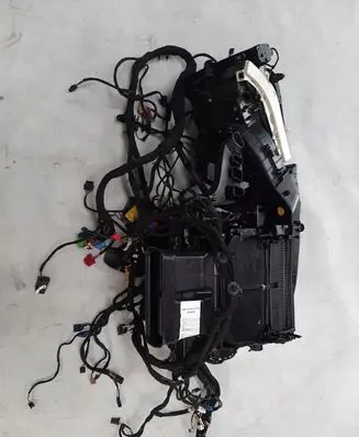 Audi Q7 4M Interior heater climate box assembly 4M1820005H