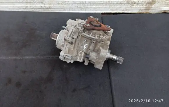 Audi Q3 8U Gearbox transfer box case 0A6409053AG