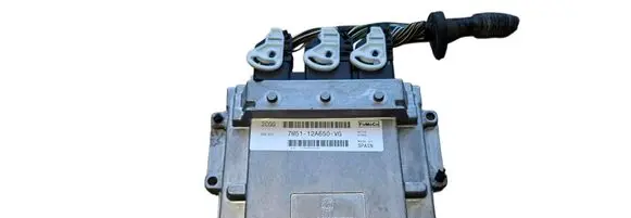 Ford Focus Engine control unit/module 7M5112A650VG