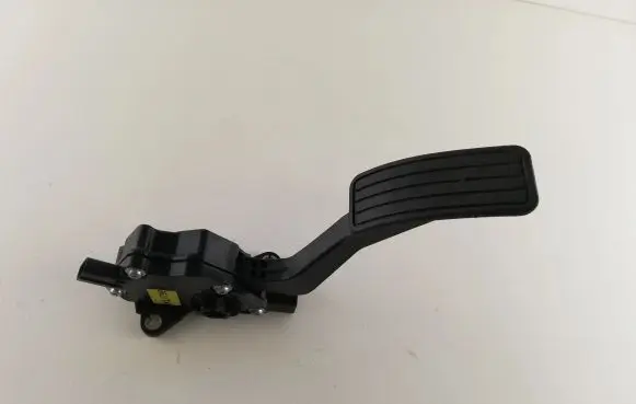 Subaru Forester SH Accelerator throttle pedal 36010AG140 KL1799