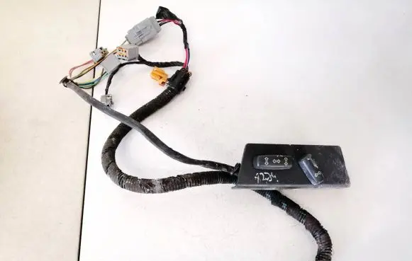 Volvo S80 Seat control switch 9472040 99w202