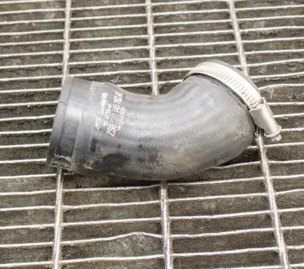 Audi Q3 8U Intercooler hose/pipe 5N0145762AT 1K0145838AH
