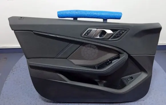 BMW 1 F40 Door card panel trim set F011234