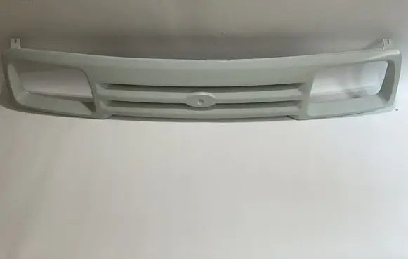 Ford Sierra Front grill 4071878