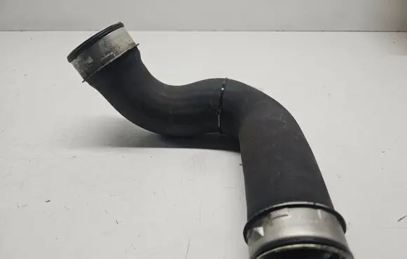 Mercedes-Benz E W211 Intercooler hose/pipe