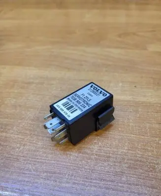 Volvo XC70 Other relay 31280531 7038900334 5DS00947034