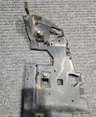 Mercedes-Benz E W238 Muffler mount bracket/holder A2388850701
