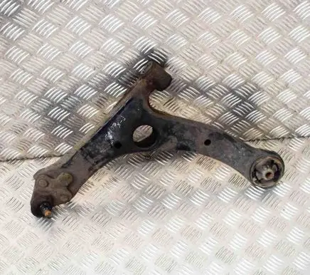 Toyota Prius (XW20) Front lower control arm/wishbone