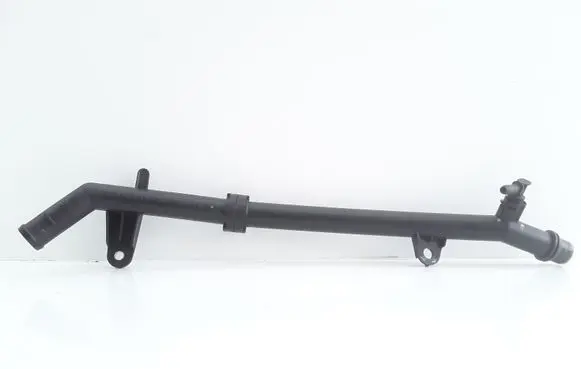 Mercedes-Benz C W204 Engine coolant pipe/hose A2712002452