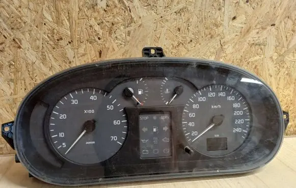 Renault Scenic I Speedometer (instrument cluster) 7700427900 501018960042 07043089902