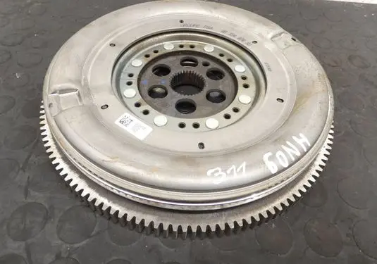 Citroen C5 Aircross Dual mass flywheel 9832497480