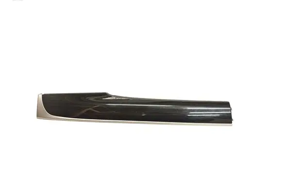 Dashboard glove box trim