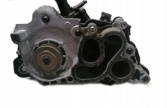 Skoda Fabia Mk3 (NJ) Water pump 04E121121K
