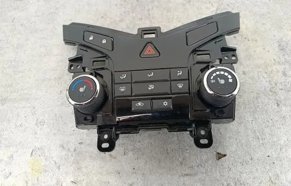 Chevrolet Cruze Climate control/heater control trim 3862088133160419