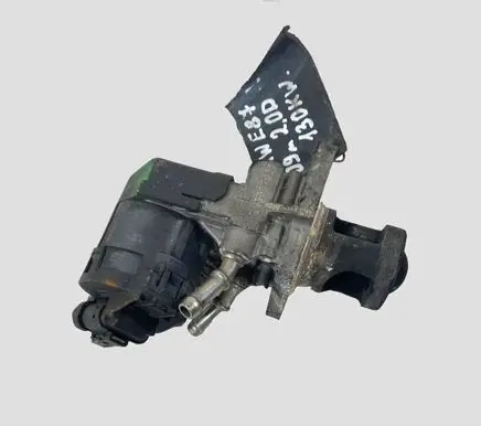 BMW 1 E81 E87 EGR valve 7810671