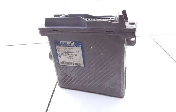 Renault Scenic I Engine control unit/module 7700103512 7700868189