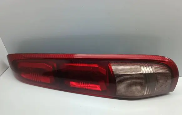 Nissan X-Trail T30 Rear/tail lights 4913