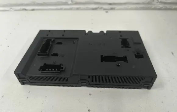Mercedes-Benz S W221 SAM control unit A2219003101 A2219013000 3QS10018126