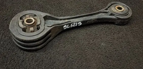 Subaru Legacy Gearbox mounting bracket 