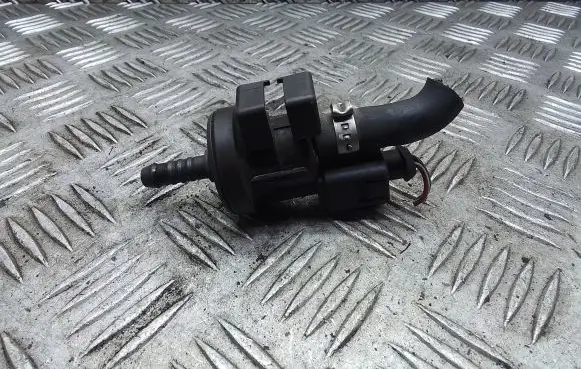 Vacuum valve