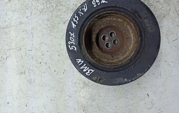 BMW 5 E39 Crankshaft pulley 2247890
