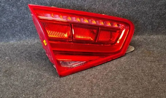 Audi A8 S8 D4 4H Tailgate rear/tail lights 4H0945093