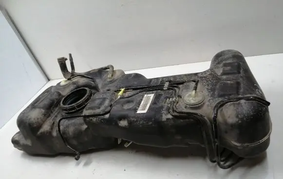 Nissan Pulsar Fuel tank 172013ZU0A 172053ZU0A