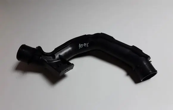 Ford Kuga II Air intake duct part H036N088