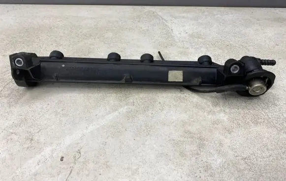 Audi A3 S3 8L Fuel main line pipe 06A133317A 01T1900363