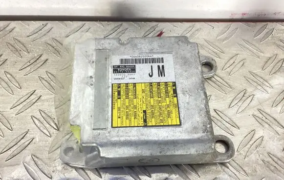 Lexus RX 450H Airbag control unit/module 8917048A20
