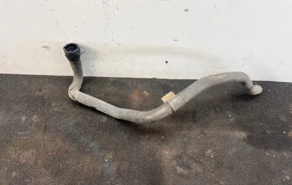 Audi Q7 4L Engine coolant pipe/hose 7L6122109D 114425