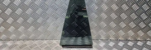 Opel Astra H Rear vent window glass 