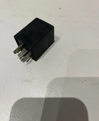 Volkswagen Transporter - Caravelle T4 Other relay 161919533 72SV100