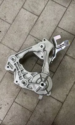 Renault Megane E-Tech A/C compressor mount bracket 119105mz0a 119105MZ0A