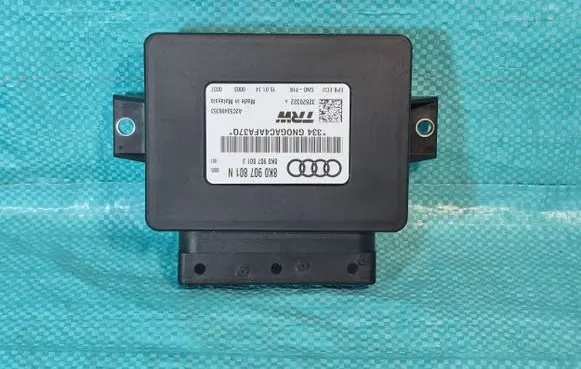 Audi A4 S4 B8 8K Hand brake control module 8K0907801N 8K0907801J A2C53406353