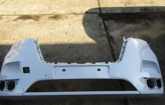 Renault Master III Front bumper 620228205R