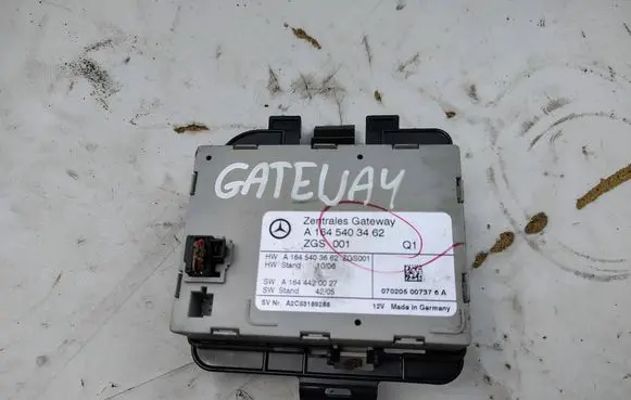 Mercedes-Benz ML W164 Gateway control module A1645403462