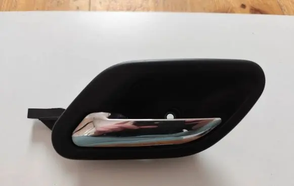 BMW 5 E39 Front door interior handle 8226049