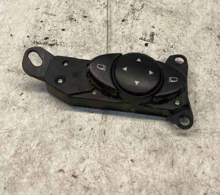 Mercedes-Benz E W211 Wing mirror switch 2118202110 03211000