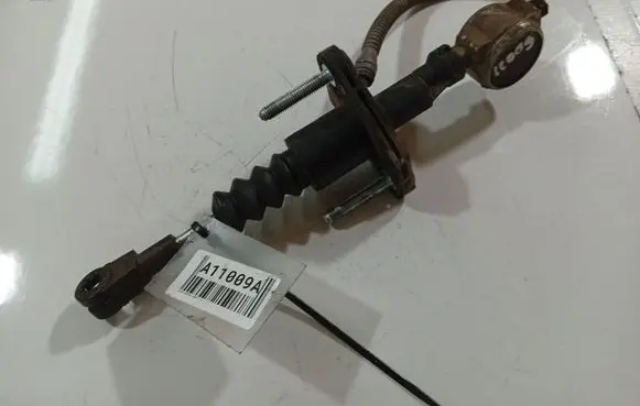 Clutch master cylinder