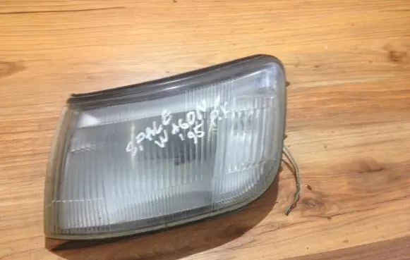 Mitsubishi Space Wagon Front indicator light 12037623