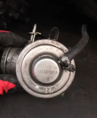 Skoda Octavia Mk1 (1U) EGR valve 038131501A